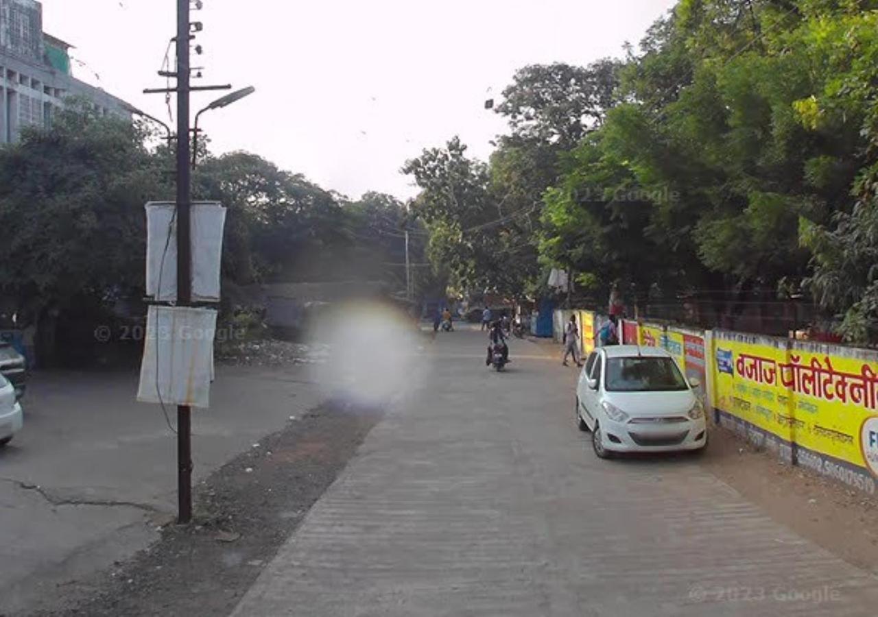 Hotel Blue Paradise Chandrapur ภายนอก รูปภาพ